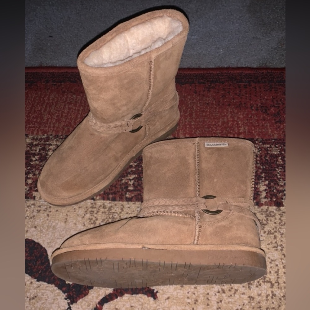 Bearpaw size 5 new without box
